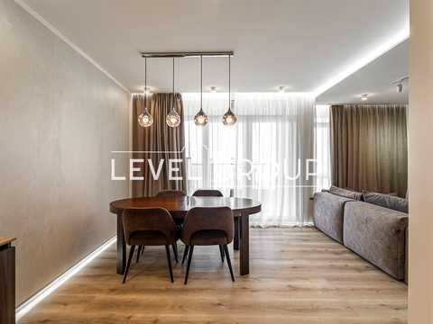 квартира за адресою Салютна вул., 2к6