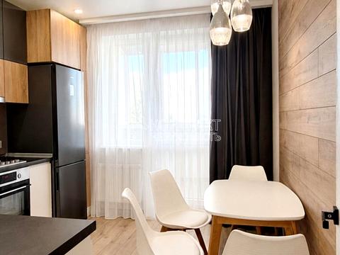 квартира за адресою Ньютона вул., 102