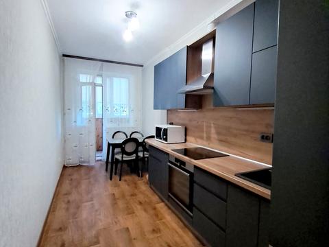 квартира за адресою Наталії Ужвій вул., 12
