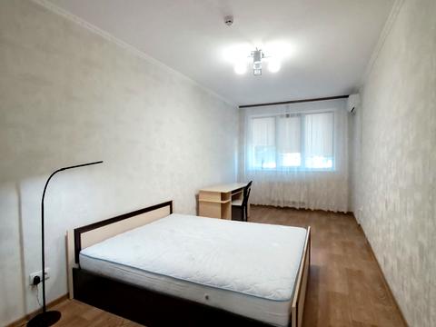 квартира за адресою Наталії Ужвій вул., 12