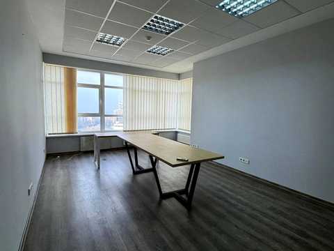 коммерческая по адресу Кловский спуск, 7