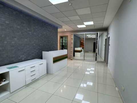 коммерческая по адресу Кловский спуск, 7