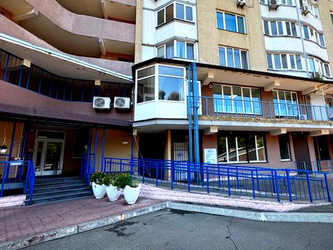 квартира по адресу Миколы Бажана просп., 1-М