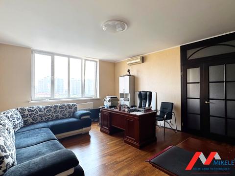 квартира по адресу Миколы Бажана просп., 1-М