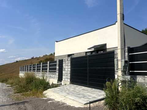 будинок за адресою с. Обарів, Приміська