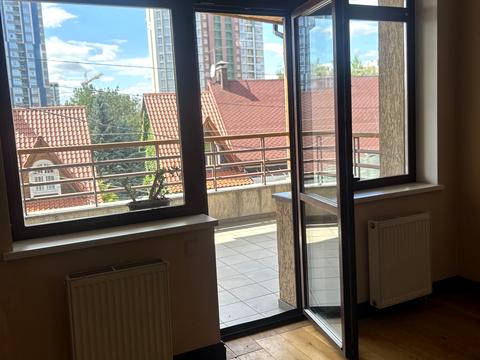 будинок за адресою Київ, Павла Загребельного вул. (Миколи Раєвського)
