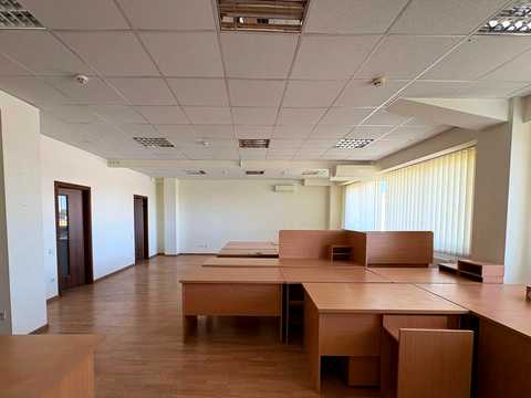 коммерческая по адресу Богдана Хмельницкого ул., 212