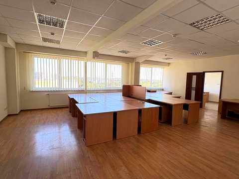 коммерческая по адресу Богдана Хмельницкого ул., 212