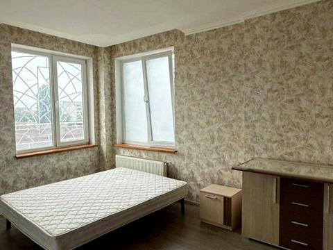 квартира за адресою Середньофонтанська вул., 19-А