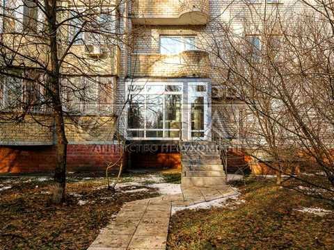 комерційна за адресою Відпочинку вул., 12