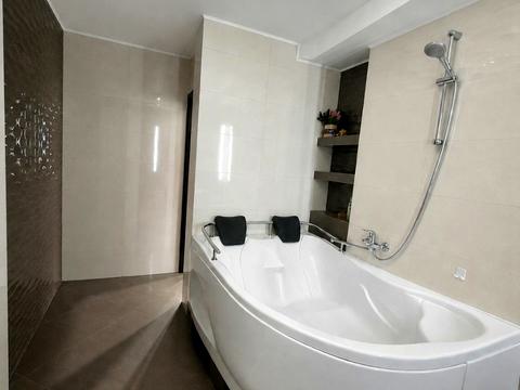 квартира за адресою Регенераторна вул., 4 к7