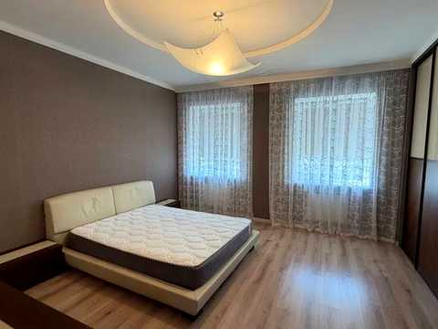 квартира по адресу Крутогорный спуск (Рогалёва), 33