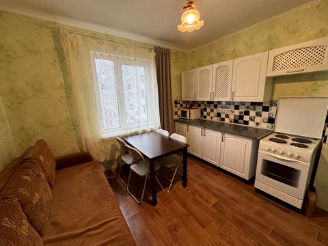 квартира за адресою Сергія Данченка вул., 3