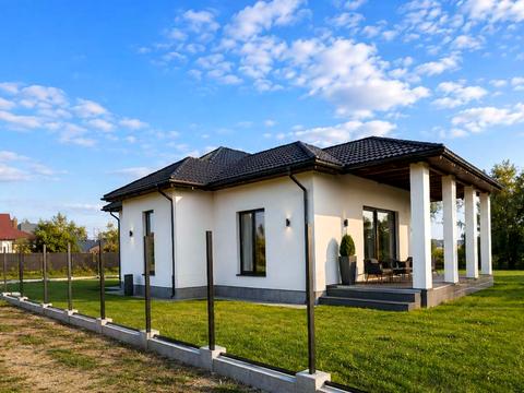 будинок за адресою Сонячна вул.