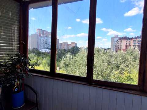 квартира за адресою Академіка Єфремова вул. (Командарма Уборевича), 7