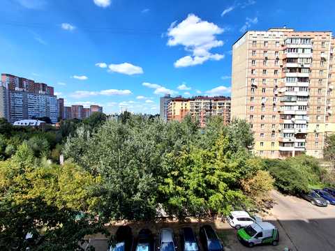 квартира за адресою Академіка Єфремова вул. (Командарма Уборевича), 7