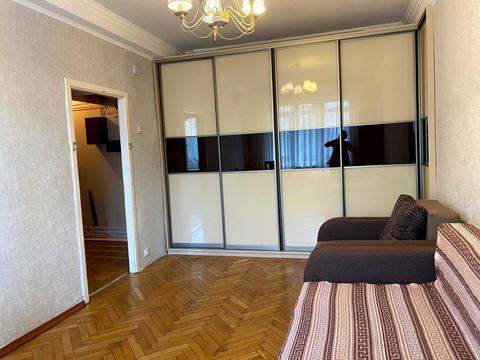 квартира за адресою Марії Приймаченко бульв. (Академіка Ліхачова), 8