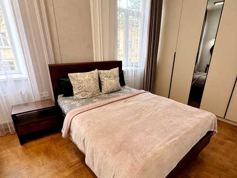 квартира по адресу Богдана Хмельницкого ул., 1