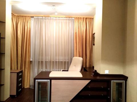 квартира за адресою Миколи Амосова вул., 2
