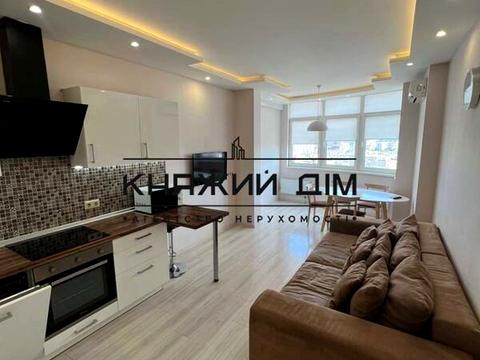 квартира за адресою Драгоманова вул., 40-Е