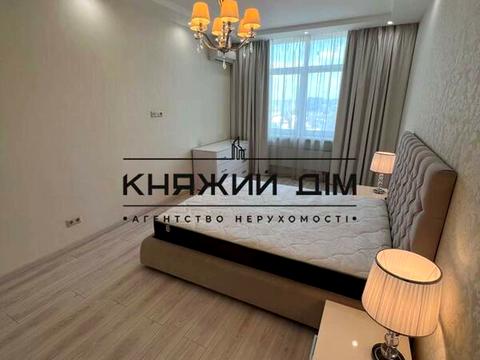 квартира за адресою Драгоманова вул., 40-Е