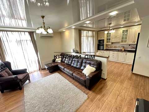 квартира за адресою Регенераторна вул., 4 к5