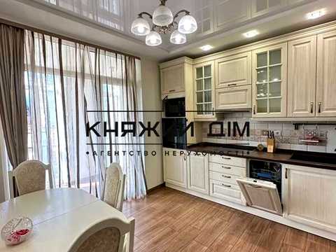 квартира за адресою Регенераторна вул., 4 к5