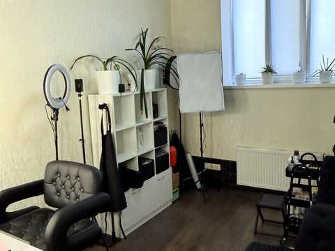 комерційна за адресою Миру вул., 13