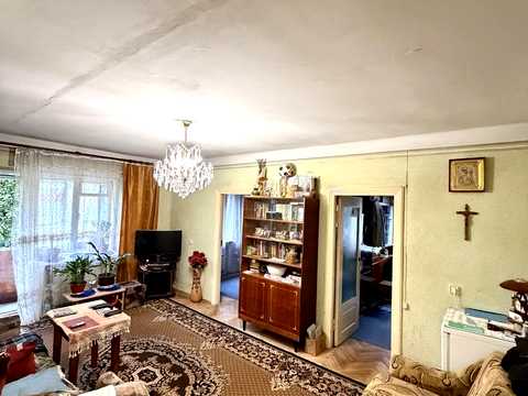 квартира за адресою Ростислава Братуня вул., 8