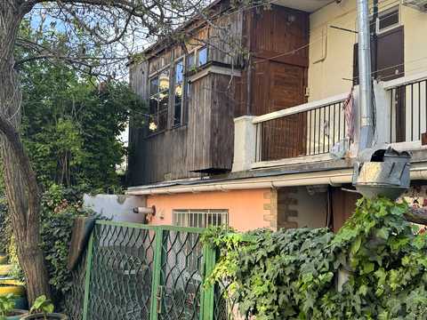 квартира за адресою Композитора Ніщинського вул., 6