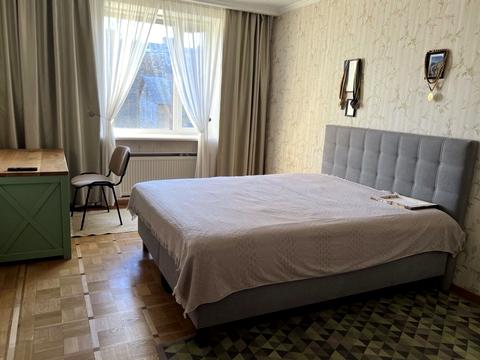 квартира за адресою Зоопаркова вул., 2