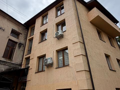 комерційна за адресою Івано-Франківськ, Михайла Грушевського вул., 9-А