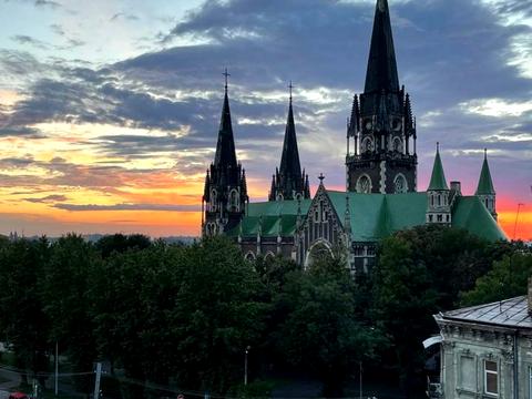 квартира по адресу Шептицких ул., 43