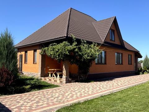 дом по адресу Квітнева