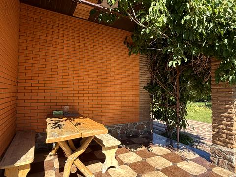 дом по адресу Квітнева