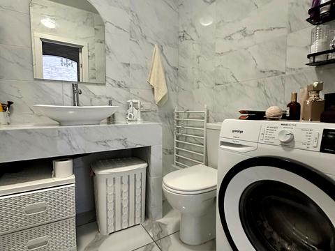 квартира за адресою Академіка Сахарова вул., (30 перлина)