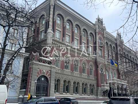 коммерческая по адресу Банковая ул., 1/10