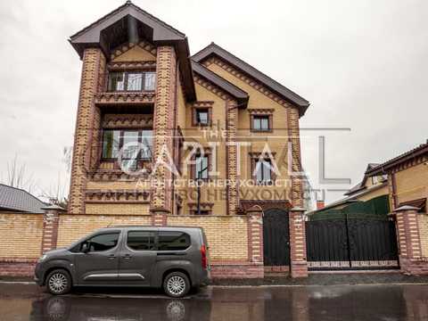 дом по адресу Миру ул., 11