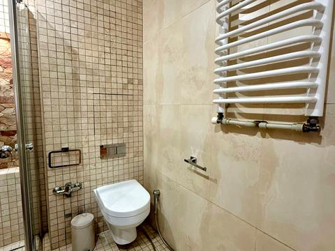 квартира за адресою Михайла Грушевського вул., 7
