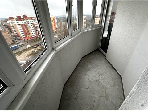 квартира за адресою Тролейбусна вул., 3