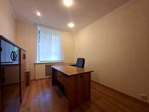 комерційна за адресою Хорива пров., 4