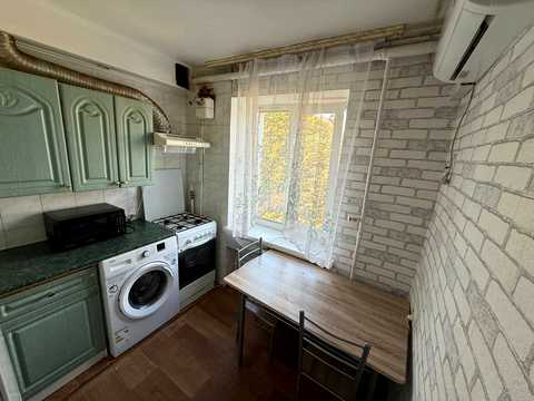 квартира по адресу Михаила Грушевского ул., 3