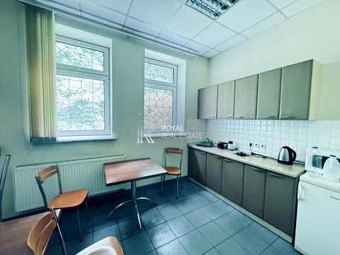 коммерческая по адресу Ольжича ул., 2/33