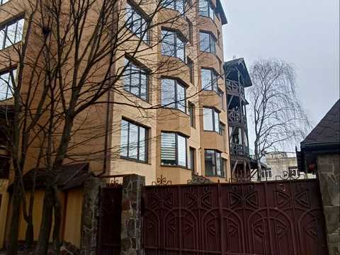квартира за адресою Братів Міхновських вул. (Московська), 37а
