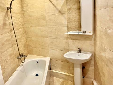 квартира за адресою Софії Русової вул., 3