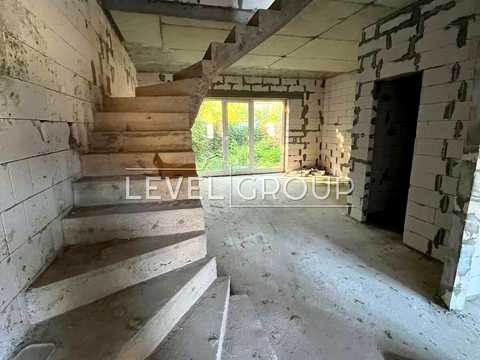 будинок за адресою Центральна вул.
