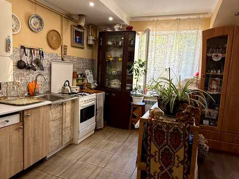 квартира за адресою Лікарська вул., 12-Е