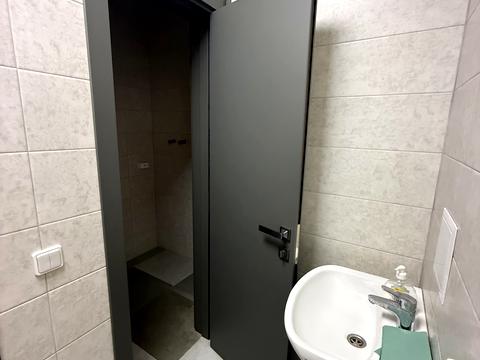 коммерческая по адресу Андрея Верхогляда ул. (Михайла Драгомирова), 2-А