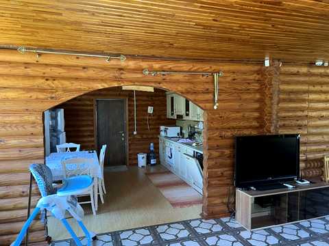 дом по адресу Середня, 25