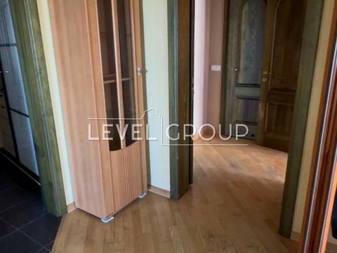 квартира по адресу Ревуцкого ул., 42-Б